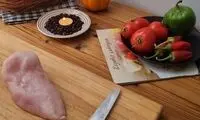 در 15 دقیقه با فیله مرغ یک غذای ساده و خوشمزه بپزید