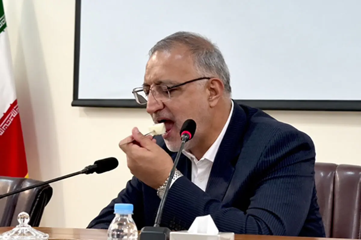 آقای زاکانی خربزه بخور اما هر جایی آداب خود را دارد!