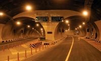 هر ۲ مسیر تونل نیایش امشب مسدود است