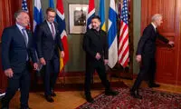 زلنسکی سرانجام با واگذاری بخشی از خاک اوکراین موافقت کرد