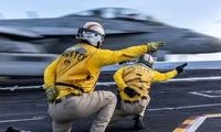 قدرتمندترین ناو جنگی جهان، جنگنده‌های خود را به پرواز درآورد