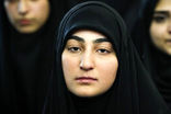 عکسی از زینب و نرجس سلیمانی در دیدار با رهبر انقلاب