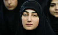 عکسی از زینب و نرجس سلیمانی در دیدار با رهبر انقلاب