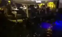 ویدئوی سقوط یک رستوران به دریاچه در ترکیه!