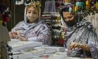 نوشته ادایی یک مغازه برای تذکر حجاب به مشتریان