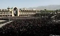 بنر معنادار در مصلای تهران با جمله معروف ترامپ