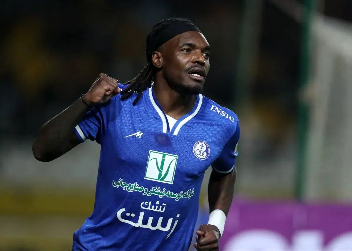   قرارداد بازیکن استقلال با پرسپولیس روی هوا! 