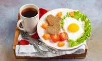 ۱۶ اشتباه که هنگام خوردن صبحانه مرتکب می‌شوید