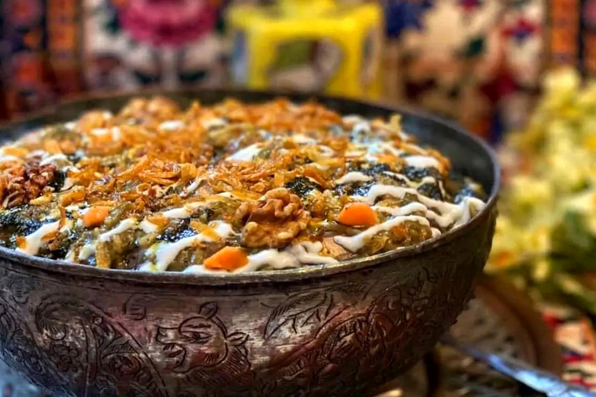   طرز تهیه آش برگ مو؛ یک خوشمزه بهاری 