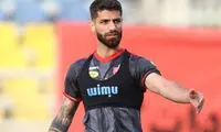 ستاره پرسپولیس برای تمدید با اسکوچیچ مشورت می کند!
