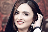 عکس تازه گلاره عباسی در اتاق گریم بامداد خمار
