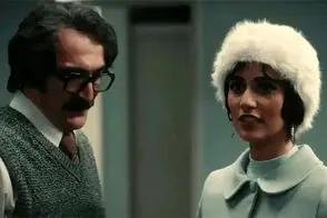 سلفی صمیمی بازیگران «کلاغ» در اتاق گریم