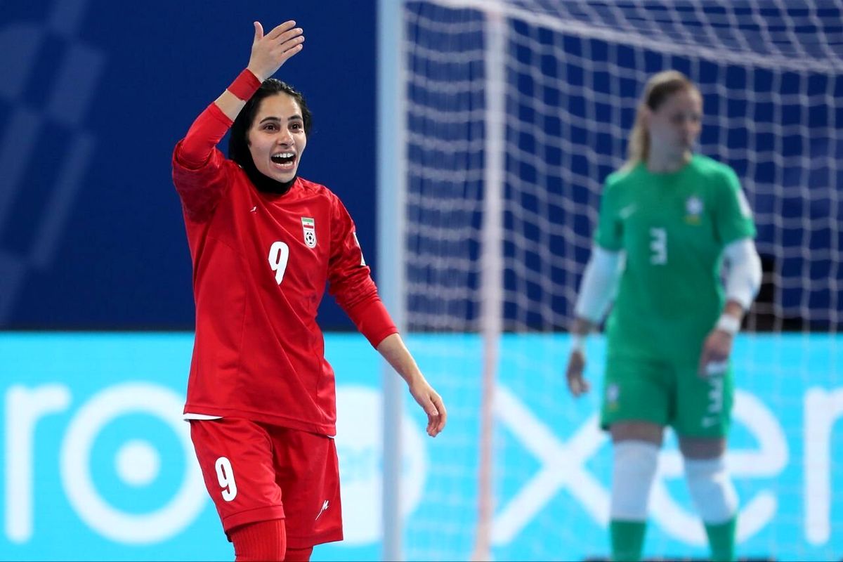 اشک‌‌های تلخ دختر ایرانی سوژه خارجی‌ها شد