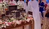تجملات عجیب یک مراسم عروسی مجلل که وایرال شد