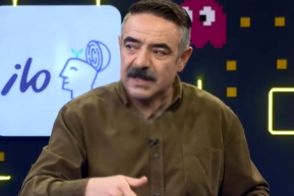 حسن معجونی، امیرحسین قیاسی را با خاک یکسان کرد!