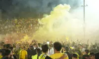 حضور نماینده شیراز با پیراهن فجرسپاسی در مجلس