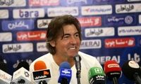تقلید ساپینتو از روی دست گل‌محمدی