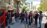 هواداران پرسپولیس مقابل باشگاه تجمع کردند