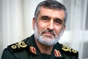قابی از برادر شهید حاجی‌زاده که پربازدید شد