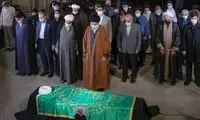 اقامه نماز رهبری بر پیکر استاد فاطمی‌نیا