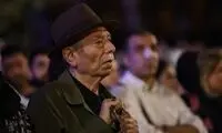 علی‌ نصیریان به تماشای سی‌صد نشست 