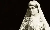 عکس آتلیه‌ای یک دختر ارمنی در دوران قاجار