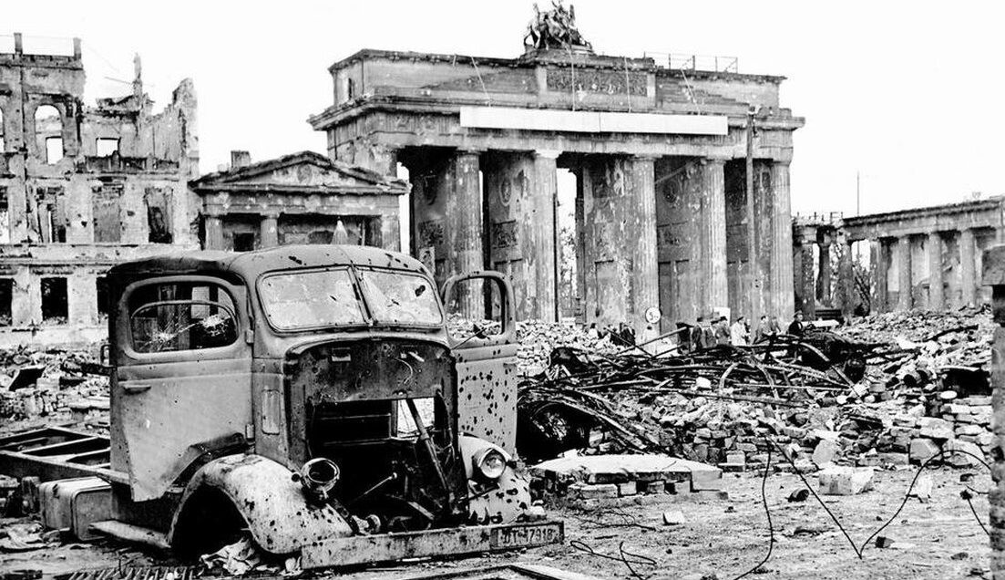 ویدئویی نادر از سقوط برلین در ۷۴ سال پیش