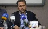 صحنه‌ غریبانه از مدیرعامل استقلال در استادیوم!