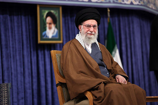 رهبر انقلاب خطاب به ترامپ: اصلاً شما چه کاره هستی؟