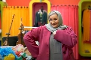 واکنش جالبِ نعیمه نظام‌دوست به یک نوازنده خیابانی