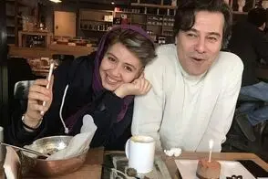 دو دختر پیمان‌ قاسم‌خانی در یک قاب احساسی و خانوادگی