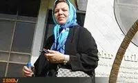 سیمین غانم در تالار وحدت می‌خواند