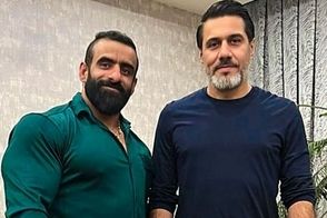 افشین پیروانی، طلا را به هادی چوپان داد