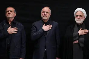 تغییر پوستر سایت رهبر انقلاب در تجمعات شبانه قم