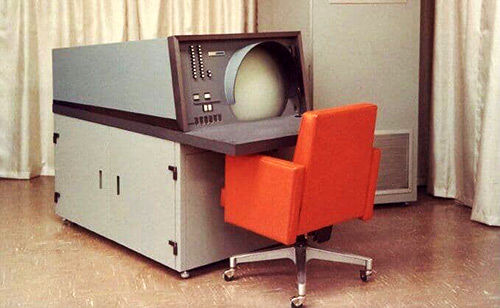 یک کامپیوتر قدیمی در سال ۱۹۵۸!