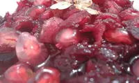 تهیه ترشی زمستانیِ انار و لبو