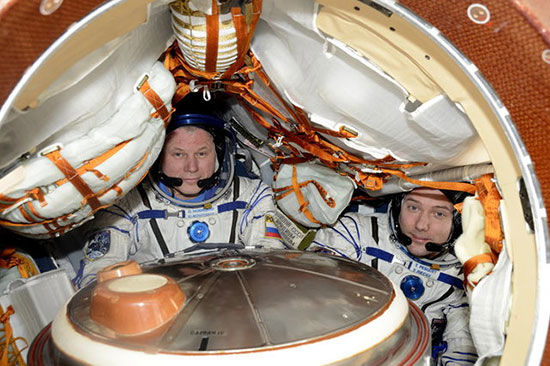 بازگشت 2 فضانورد از ایستگاه فضایی