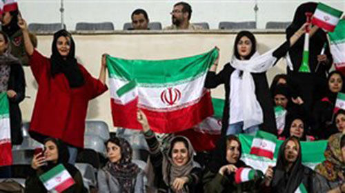 بیانیه صریح فیفا درباره ورود زنان ایرانی به ورزشگاه‌ها
