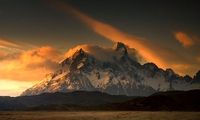 وقتی زیبایی نفس را در سینه حبس میکند