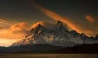 وقتی زیبایی نفس را در سینه حبس میکند