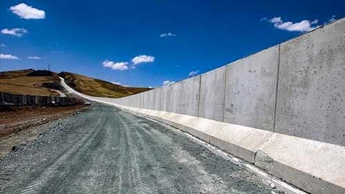 ساخت دیوار در ۴ استان مرزی ترکیه و ایران