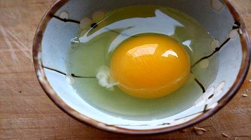 تخم مرغ فاسد چه نشانه‌هایی دارد؟