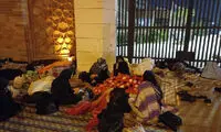 مربیان معترض ایذه مقابل استانداری به خواب رفتند