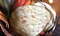 روش پخت نان خانگی بدون فر