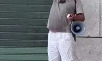 تصاویر مرد بدهکار یونانی که خود را آتش زد