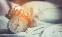 دلیل بی خوابی در زنان بالای ۴۰ سال چیست؟