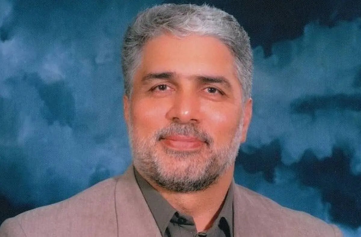 سنگ مزار اخبارگوی صداوسیما که خیلی‌ها با او خاطره دارند