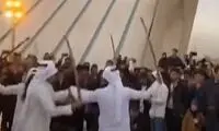 رقص شمشیر اعراب خوزستان در میدان آزادی