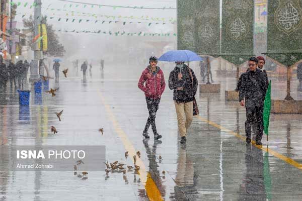 بارش نخستین برف زمستانی در قم