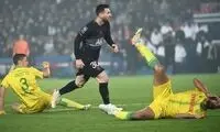 قابی جالب از دو مدافعِ مغلوبِ مسی